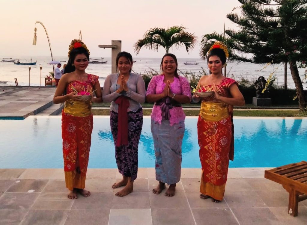 Villa en zwembad: Villa Bima Sena met privézwembad aan zee in Noord-Bali.